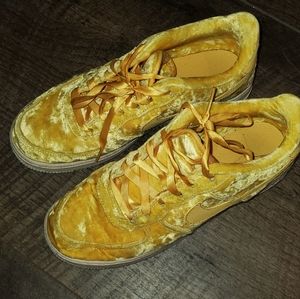 Yellow velvet Nike